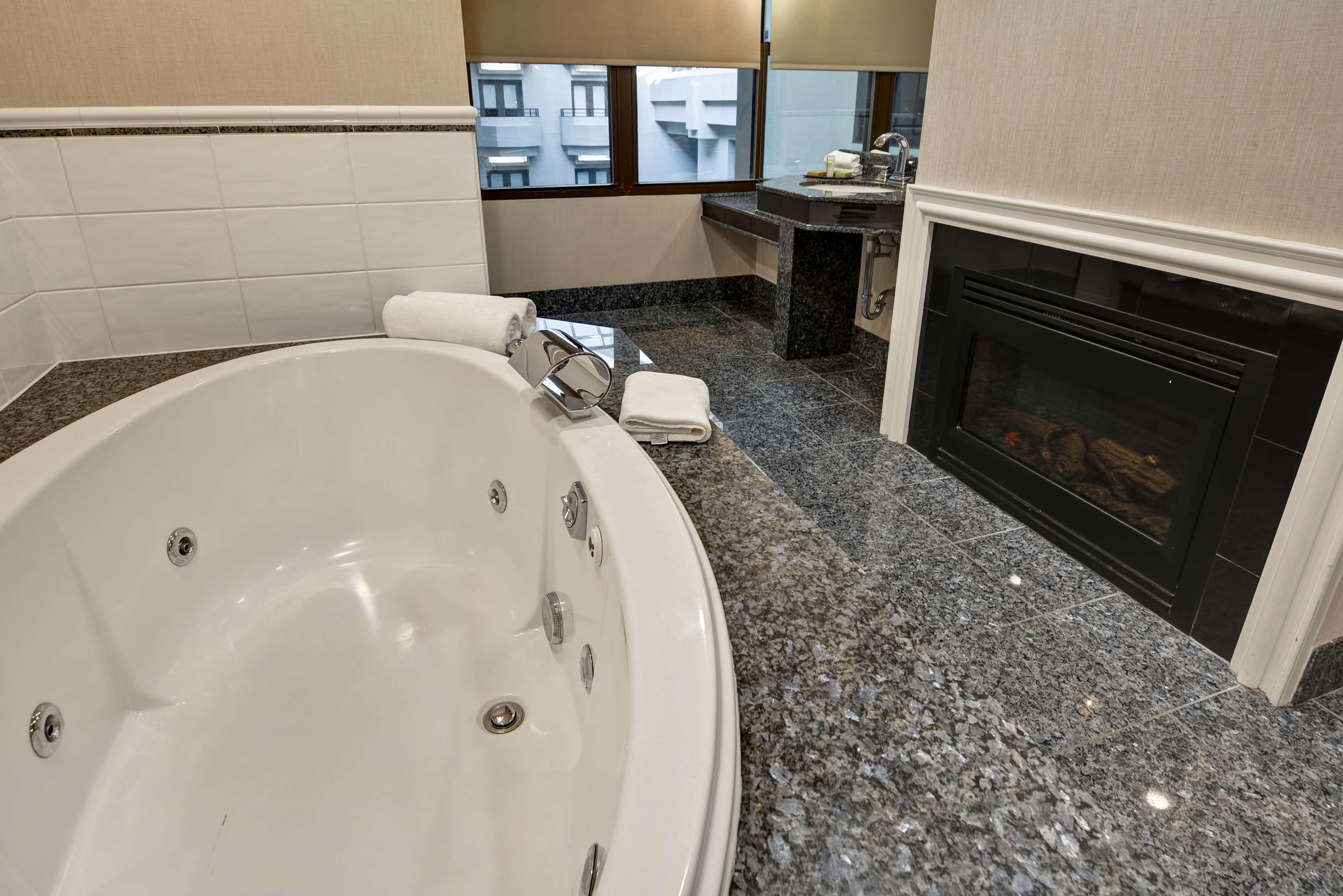 The Cincinnatian Curio Collection By Hilton Bagian luar foto
